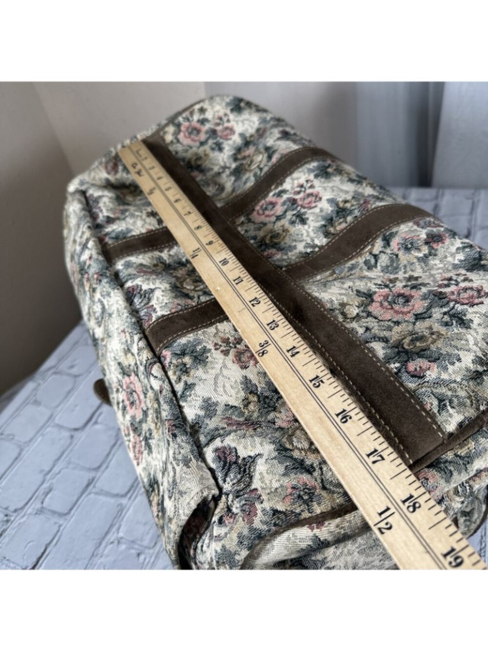 Vintage The French Company Tapestry Weekender Bag with Suede Trim 17.5”x10”x9” - Picture 9 of 15